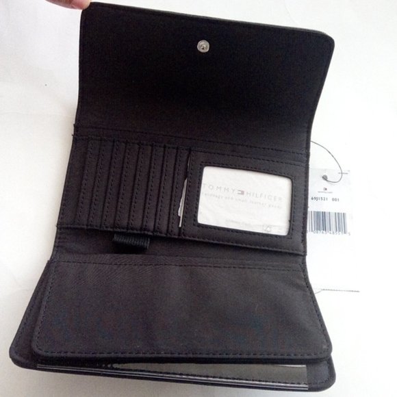 Tommy Hilfiger Black Wallet - Picture 6 of 7